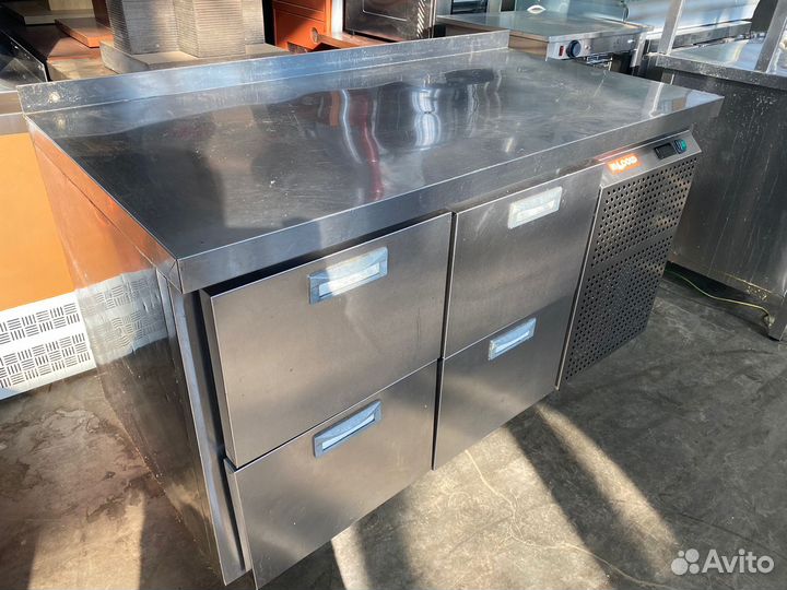 Стол холодильный hicold GN 22/TN