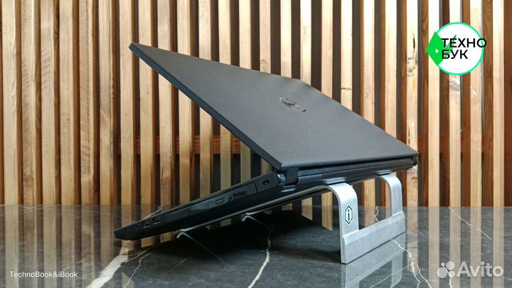 Игровой ноутбук Delll Inspiron P51F на Nvidia