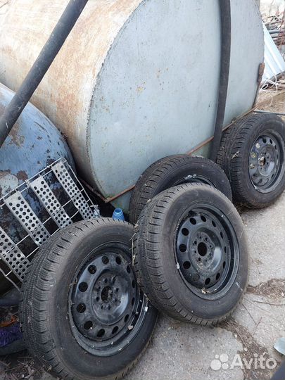 4 зимних колеса Nordman RS2 на Ваз липучка