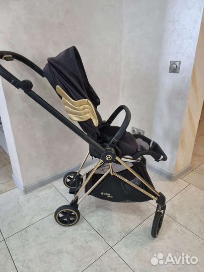 Прогулочная коляска Cybex Mios Jeremy Scott