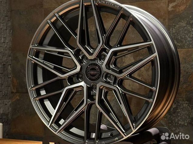 Новые литые диски R18 5x114,3 Vossen HF7 Design