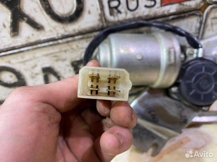 Трапеция дворников Ваз 21214 2012