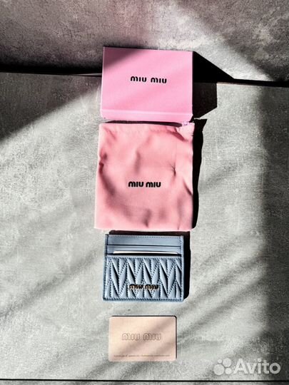 Картхолдер Miu Miu