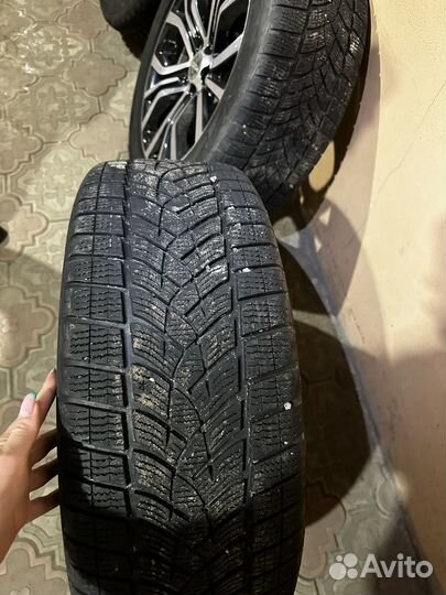 Goodyear UltraGrip Ice 225/55 R18