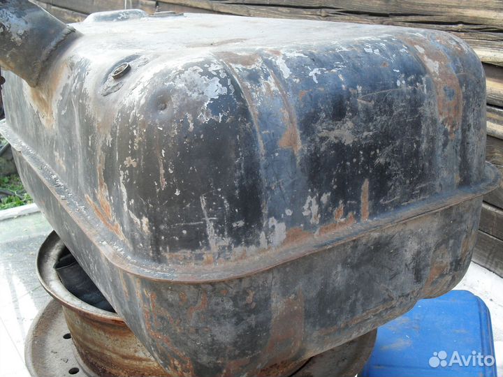 Топливный бак