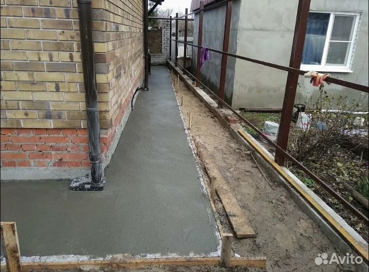 Бетонные работы отмостка фундамент площадка