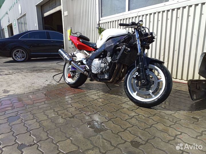 Ymaha YZF 750R