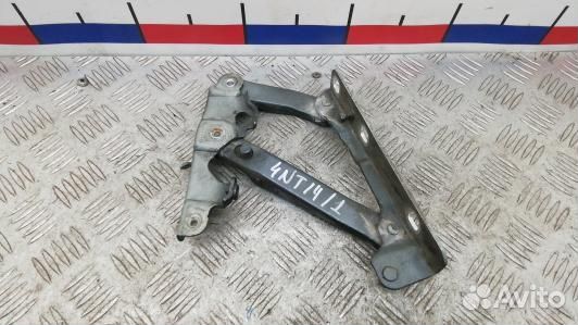 Петля капота mercedes benz CLS C219 (4NT14D501)