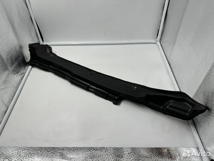 Пыльник левого крыла Prado 150 Lexus GX460