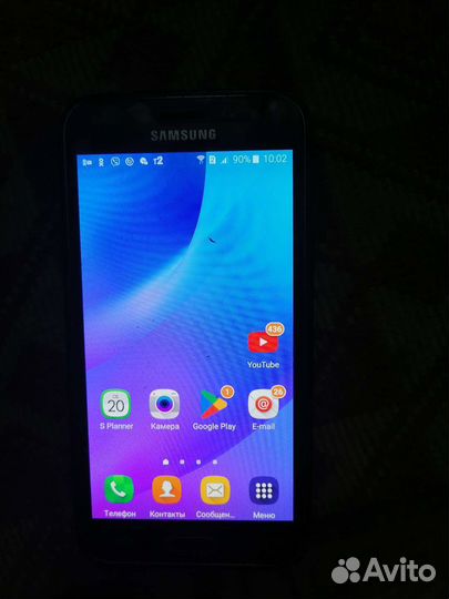 Телефон Samsung galaxy j3