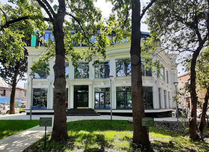Аренда здания 836м² в центре Сочи