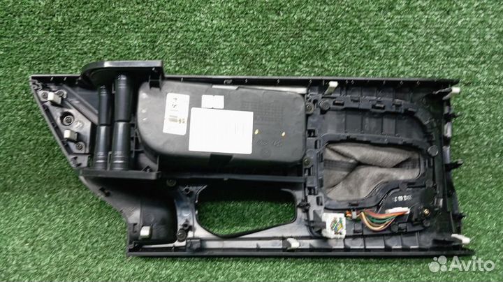 Консоль кпп Hyundai I40
