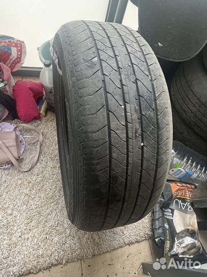 Dunlop SP Sport 270 215/55 R17