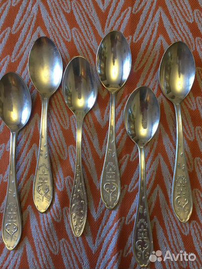 Наборы мельхиоровых ложек,ножей.ссср