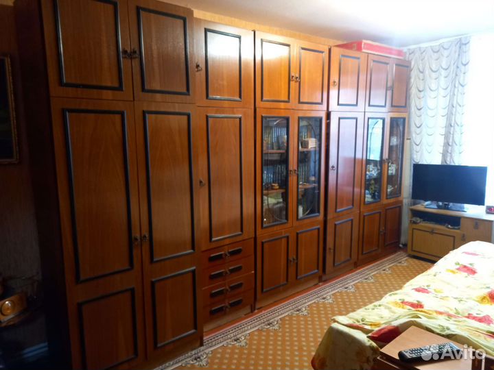 Стенка в гостиную