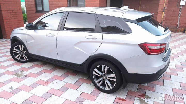 LADA Vesta Cross 1.6 CVT, 2020, 62 399 км