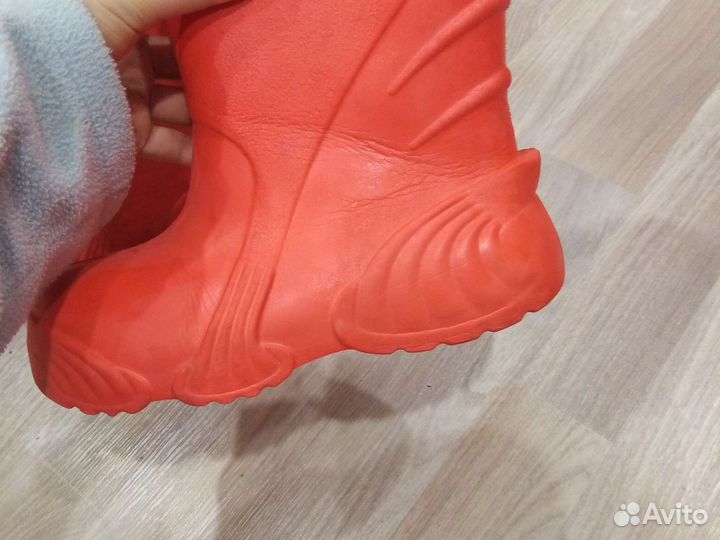 Резиновые сапоги