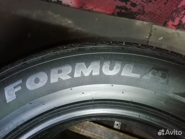 Pirelli Formula Energy 235/65 R17