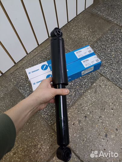 Амортизатор задний Volkswagen Multivan T5