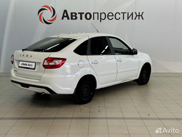 LADA Granta 1.6 МТ, 2018, 48 000 км