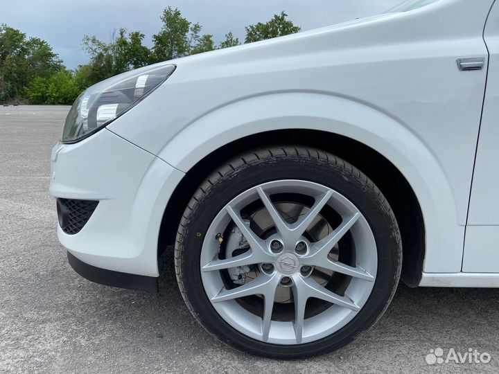 Диски r17 5x120 65.1 крабы Saab opel Astra h