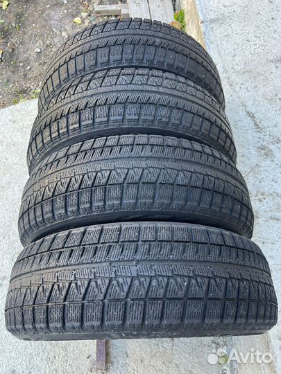 Bridgestone Blizzak Revo GZ 185/65 R14