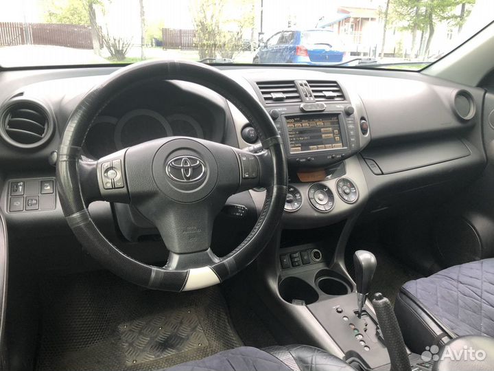 Toyota RAV4 2.4 AT, 2012, 253 000 км