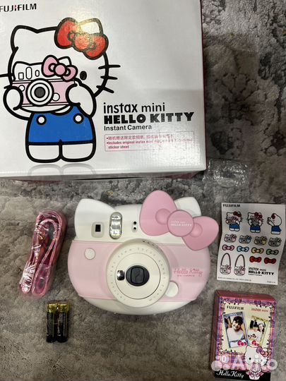 Instax mini Hello Kitty FujiFilms Instant Camera