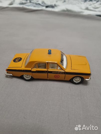 Модельки 1 43 СССР Волга гаи