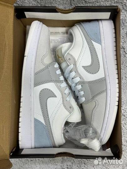 Кроссовки Nike air jordan 1 женские