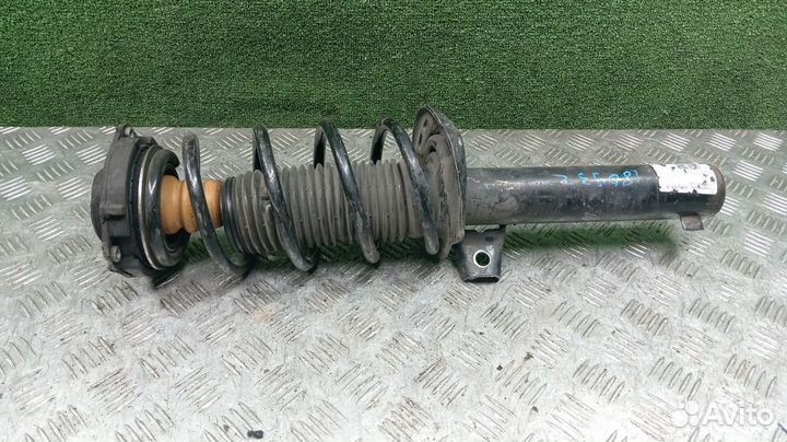 Стойка Volkswagen Golf 5 Передняя