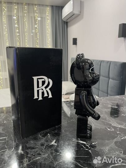 Мишка bearbrick rolls royce