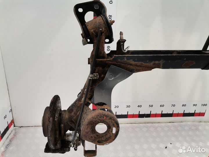 Балка задняя для Volkswagen Golf 4 1J0500051K