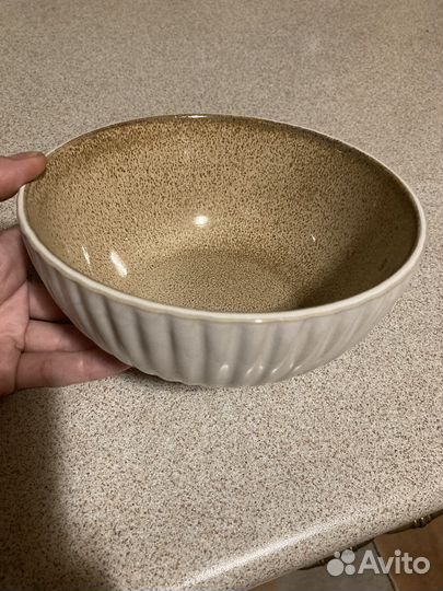 Laurie gates салатник