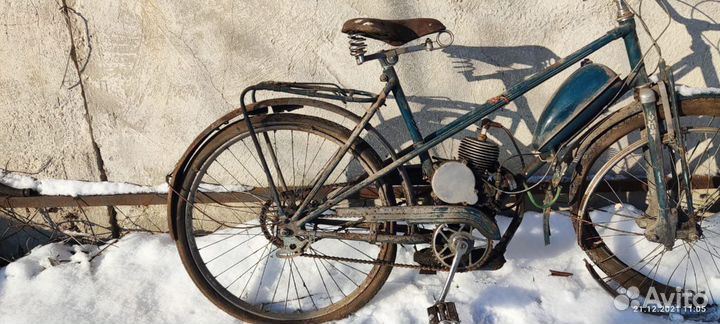 Мопед старинный