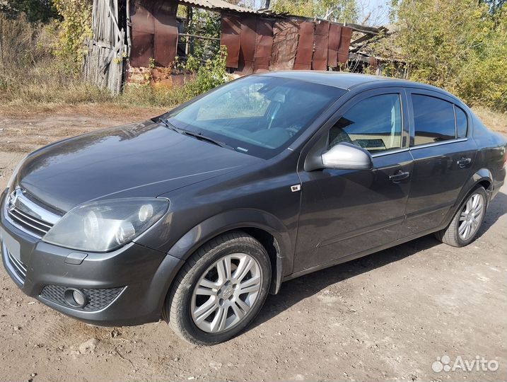 Opel Astra 1.8 AT, 2010, 152 000 км