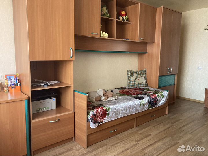 Спальный гарнитур