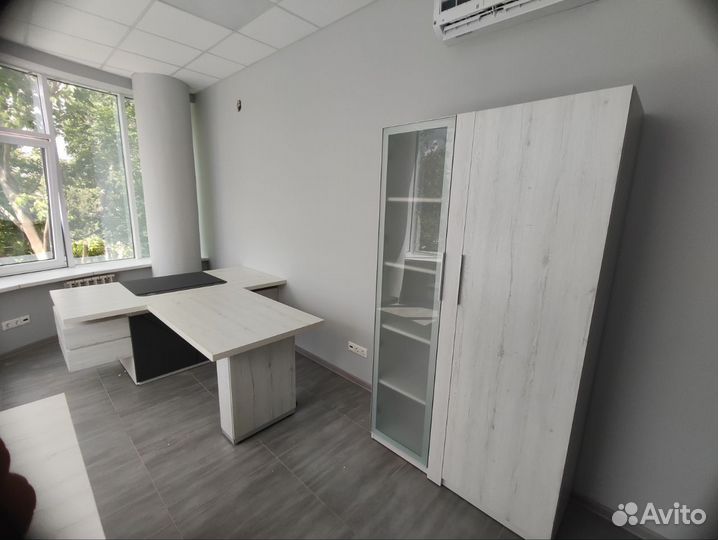 Стол руководителя