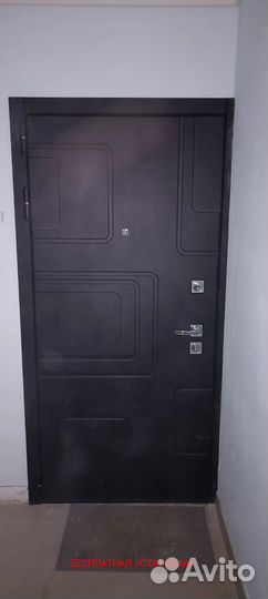 Толстая входная дверь с отличной шумоизоляцией