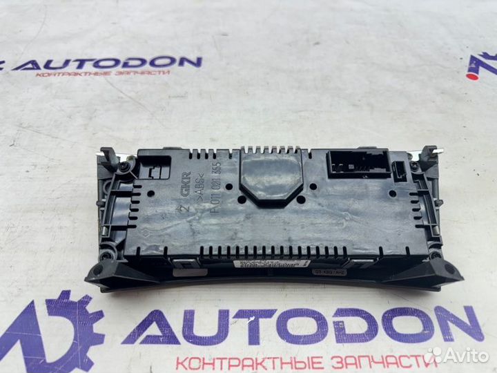 Блок управления климат-контролем Mercedes C-Class