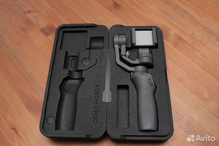 Стабилизатор DJI Osmo Mobile 2