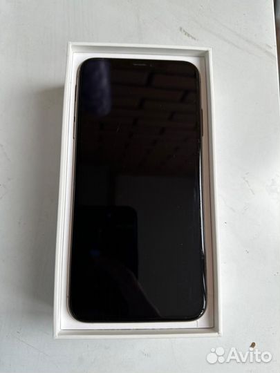 Телефон iPhone xs max 512
