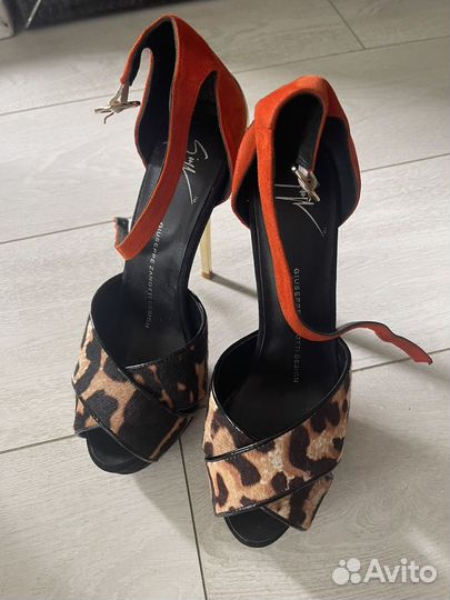 Босоножки 37