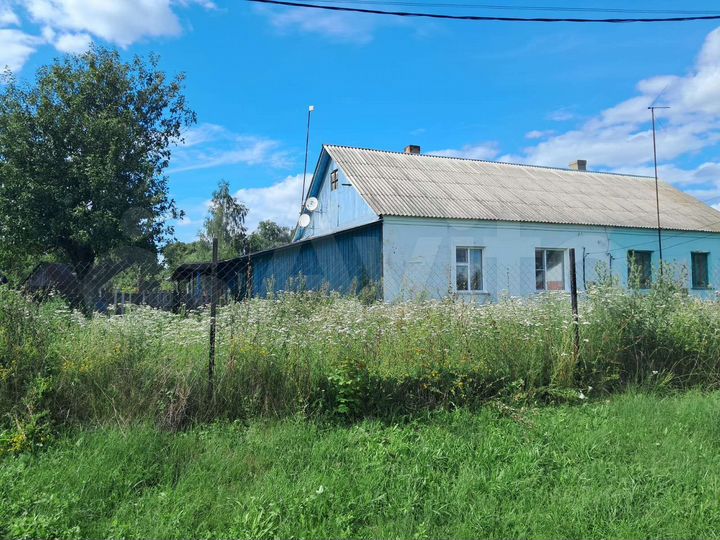 Дом 33 м² на участке 20 сот.