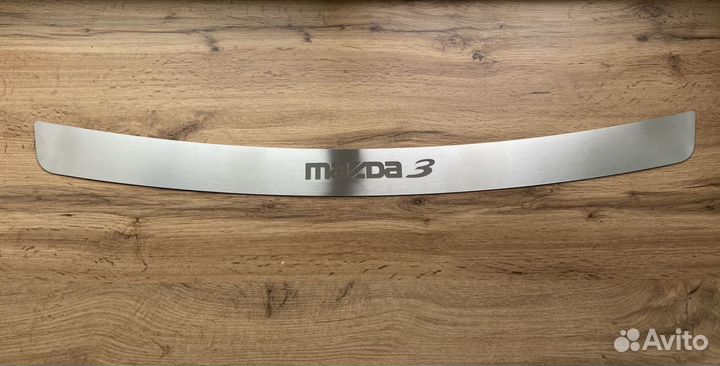 Накладка на задний бампер Mazda 3