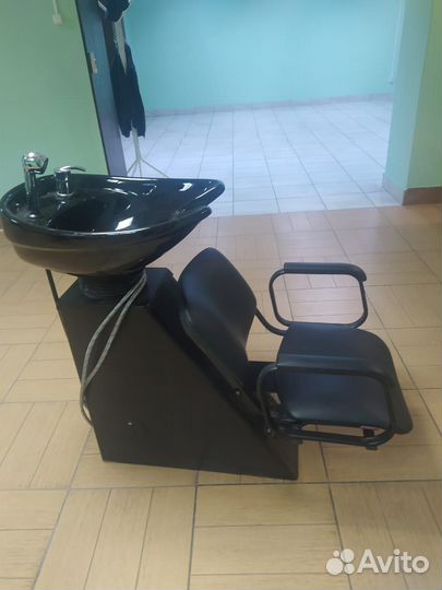 Парикмахерская мойка с креслом