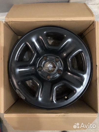 Стальные диски R17 для Jeep