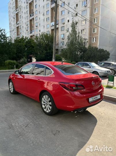 Opel Astra 1.4 AT, 2014, 110 000 км