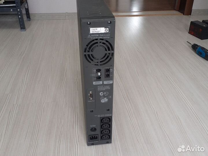 Ибп apc SMART ups SC 1500