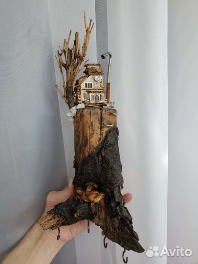 Ключница настенная из дерева
